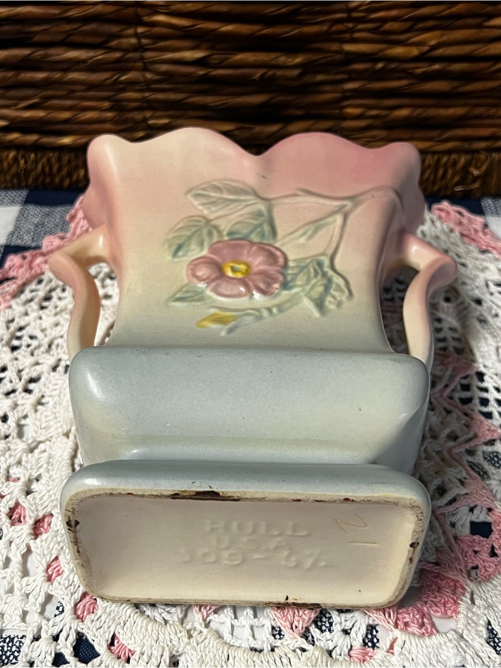 Vintage Hull Art Pottery Dogwood Vase Blue and Pink - Picture 6 of 9